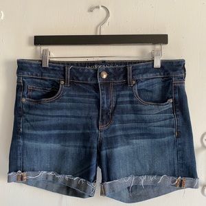 American Eagle Midi Cuffed Shorts Sz 14